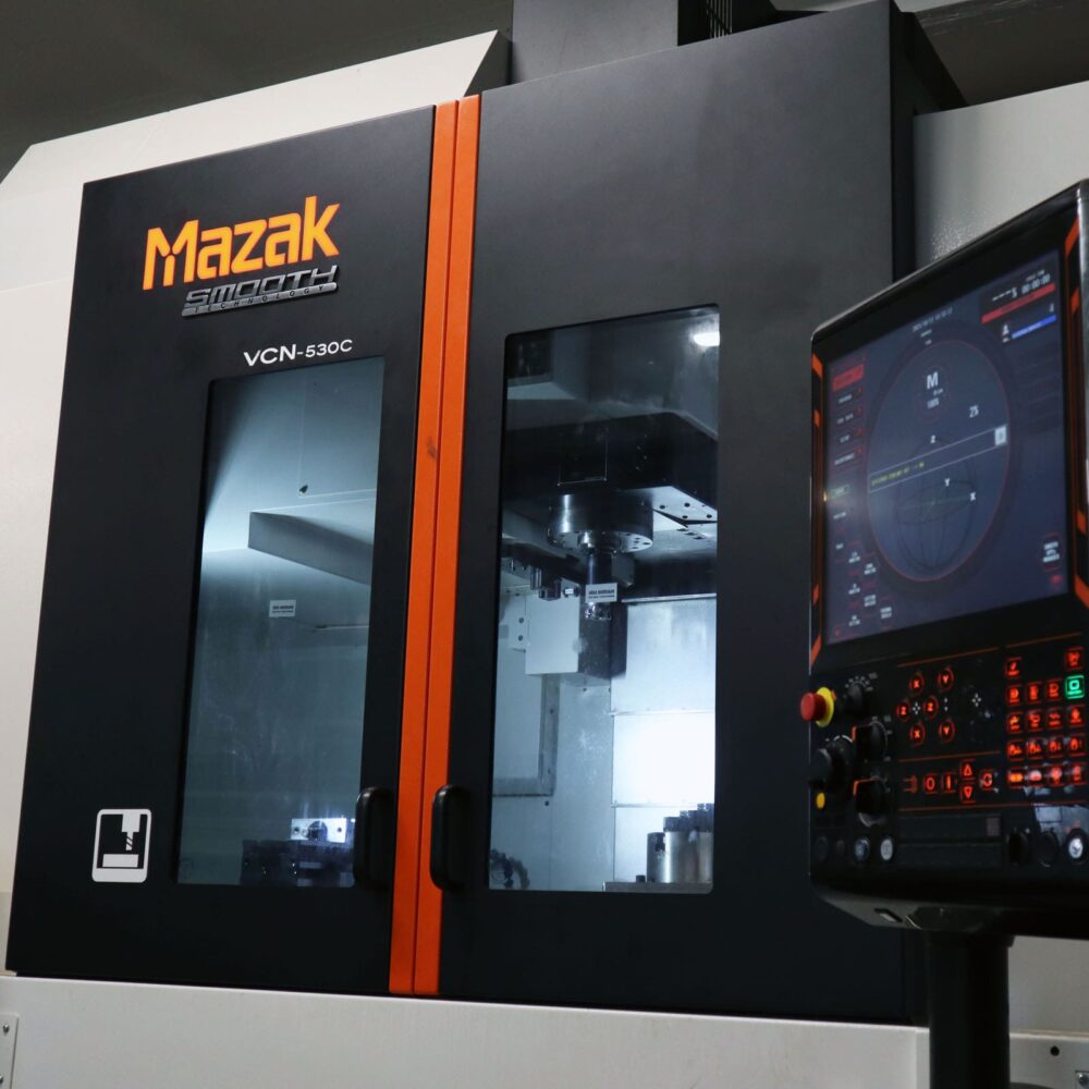 CNC freesimine tugeva ja täpse Mazak freespingiga