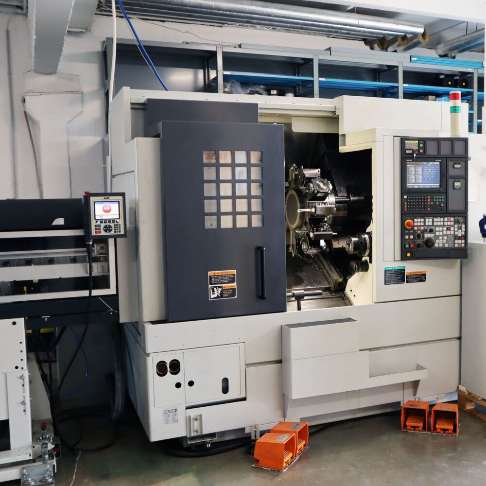 CNC treimine täpse ja tugeva Mori Seiki CNC treipingiga